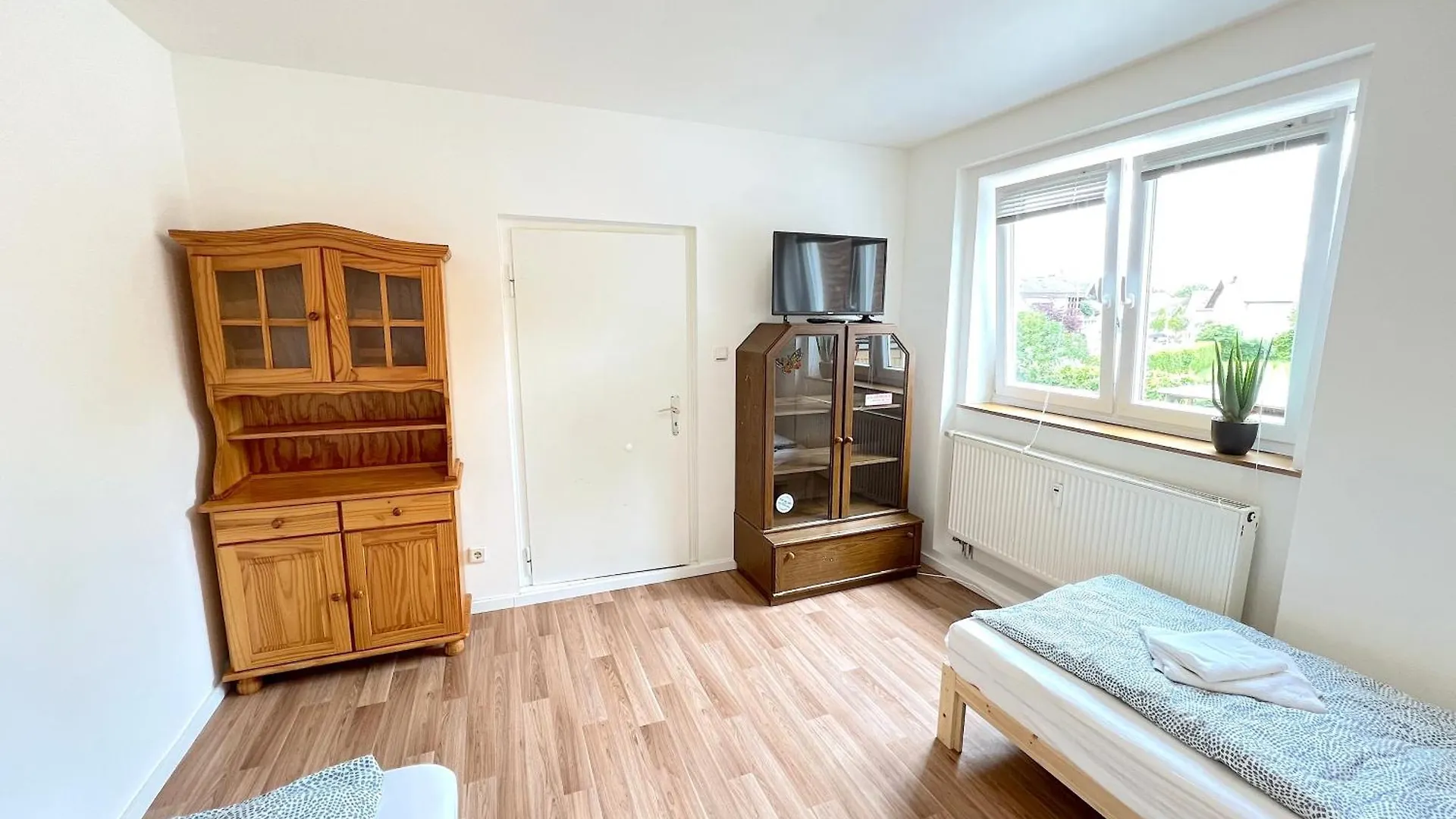 I Apartment 14 Personen - Monteurzimmer - Ferienwohnung, Grosskoellnbach I Pilsting