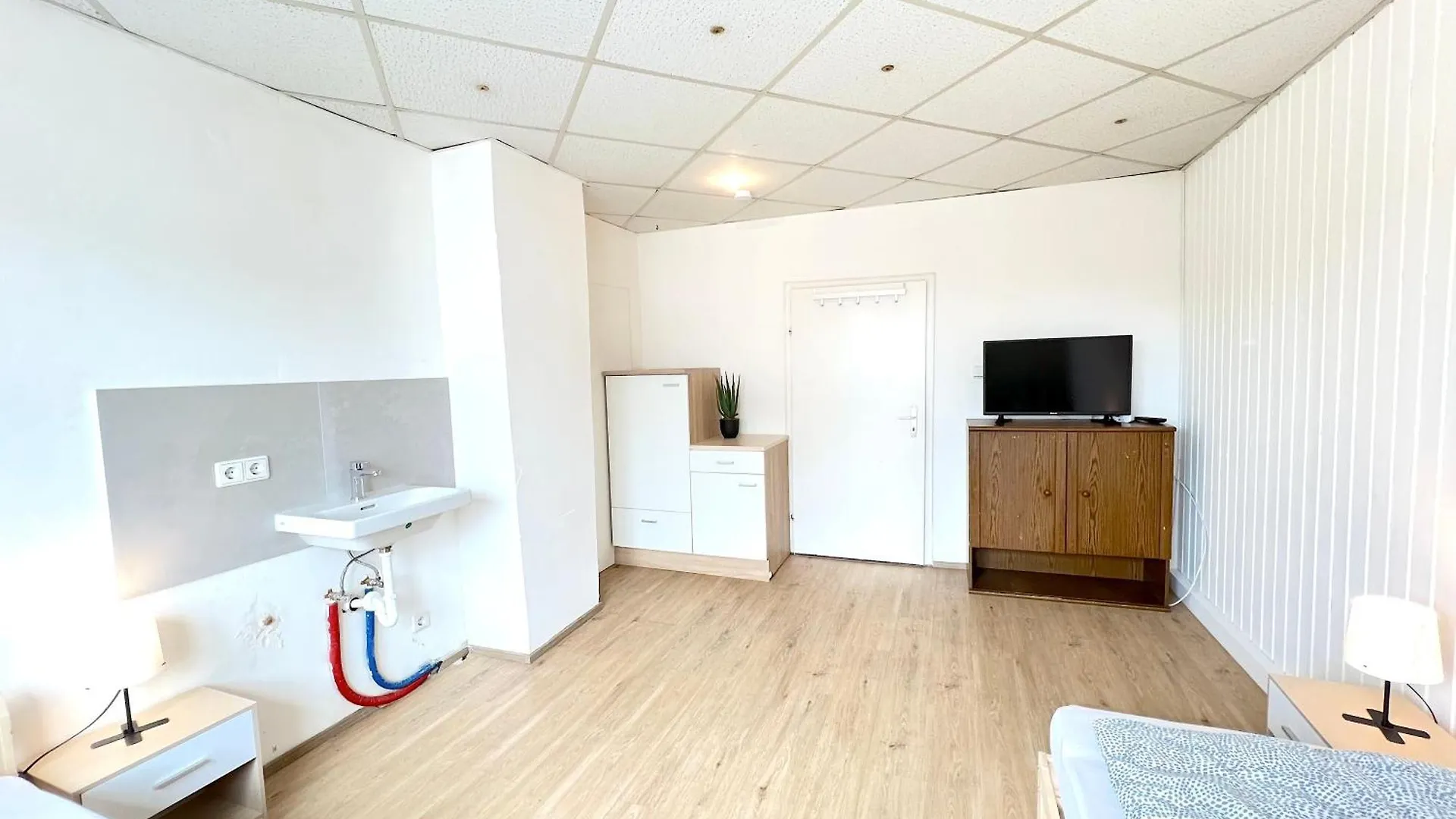 I Apartment 14 Personen - Monteurzimmer - Ferienwohnung, Grosskoellnbach I Pilsting Germany